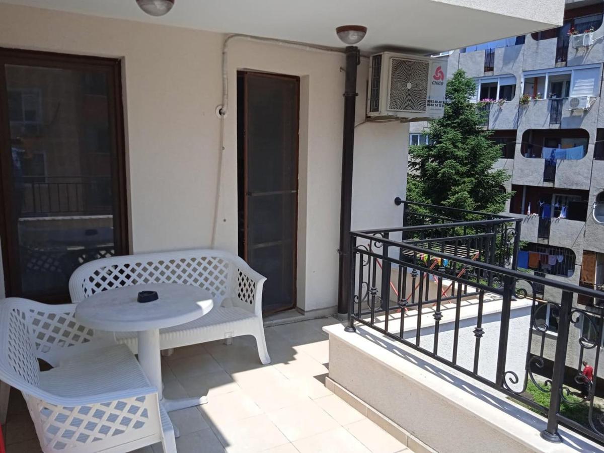 Flora Beach Apartaments Burgas by Eksteriør bilde